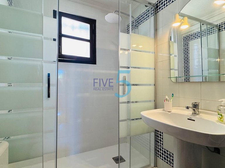 Apartment for Sale in Alicante, Valencia 8