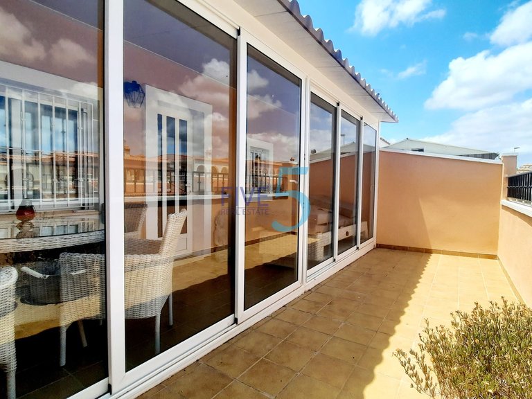Villa for Sale in Alicante, Valencia 32