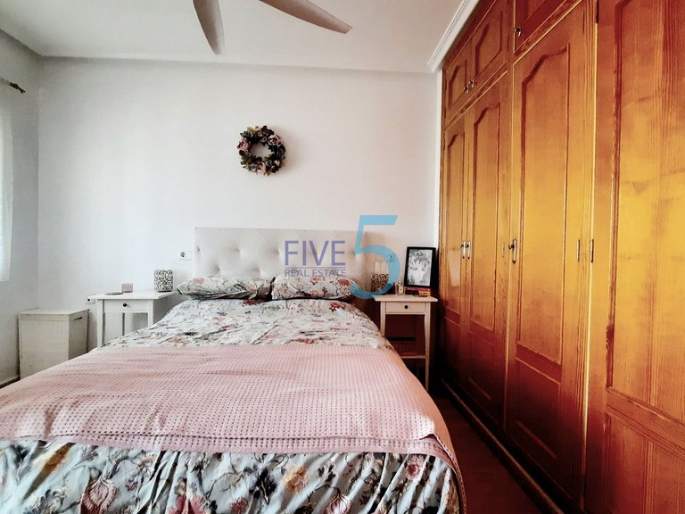 Villa for Sale in Alicante, Valencia 26
