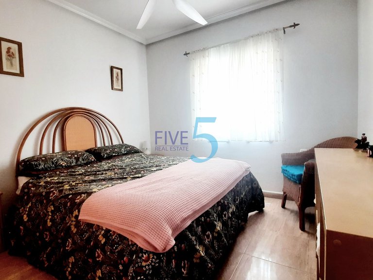 Villa for Sale in Alicante, Valencia 18