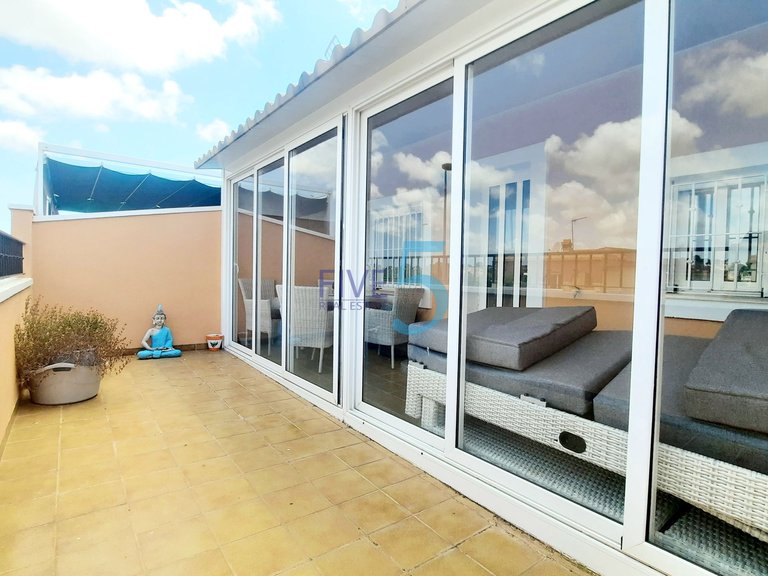 Villa for Sale in Alicante, Valencia 31