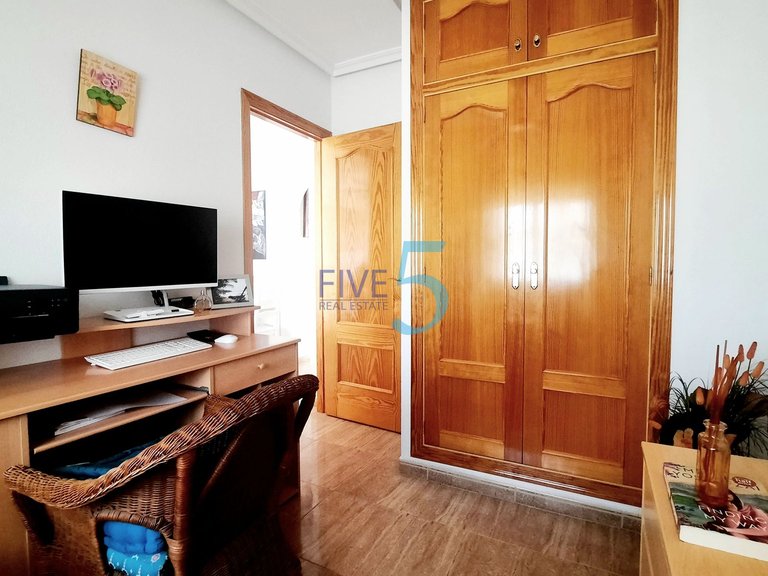Villa for Sale in Alicante, Valencia 14