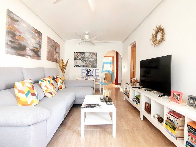 Villa for Sale in Alicante, Valencia 8