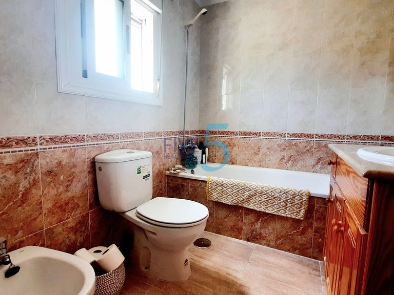 Villa for Sale in Alicante, Valencia 28