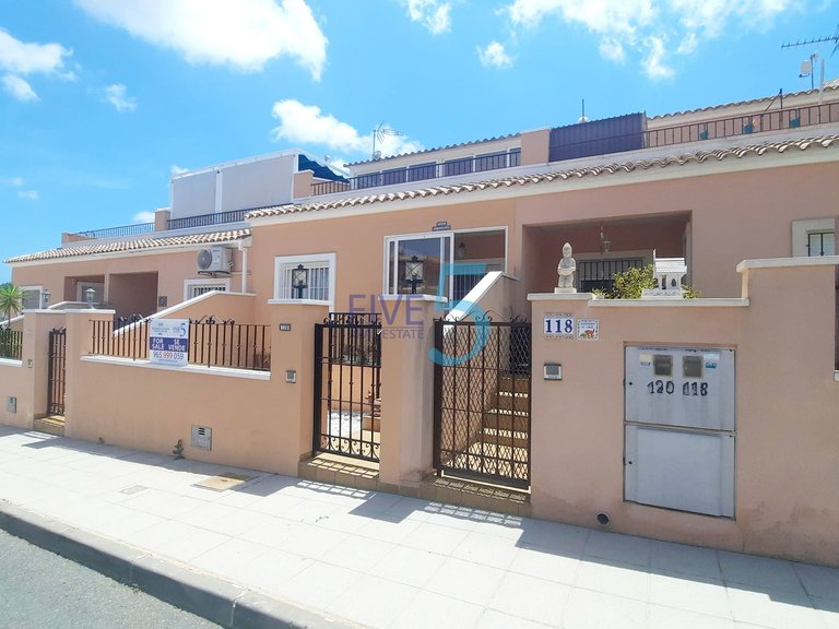 Villa for Sale in Alicante, Valencia 34