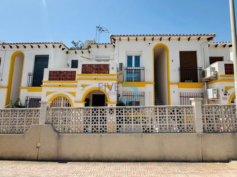 Apartment for Sale in Alicante, Valencia 1