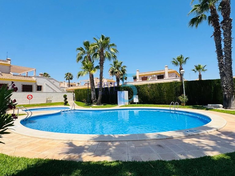 Villa for Sale in Alicante, Valencia 2