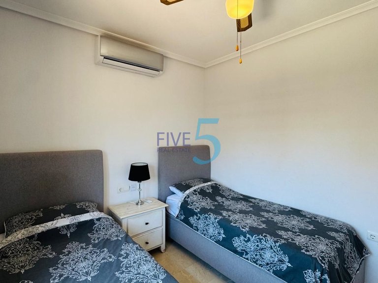 Villa for Sale in Alicante, Valencia 13