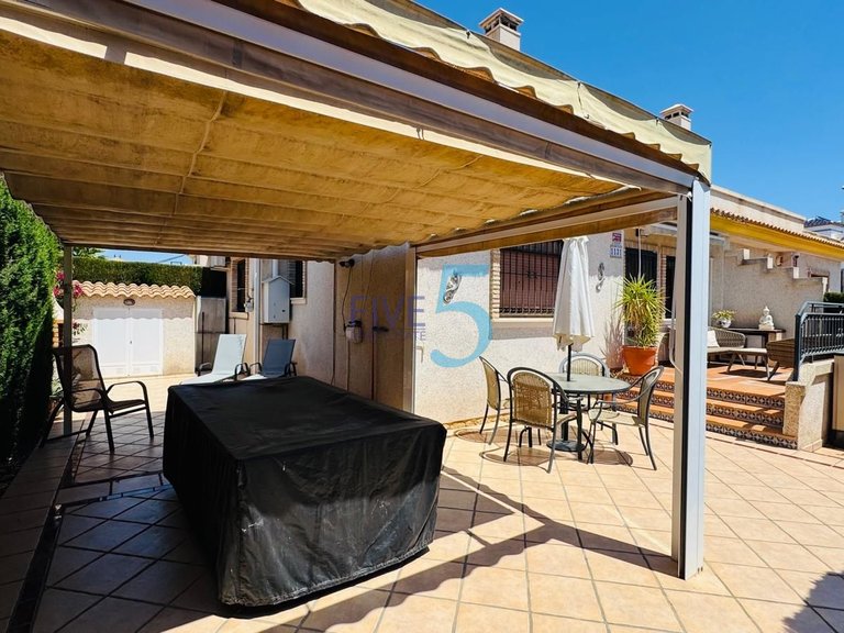 Villa for Sale in Alicante, Valencia 27