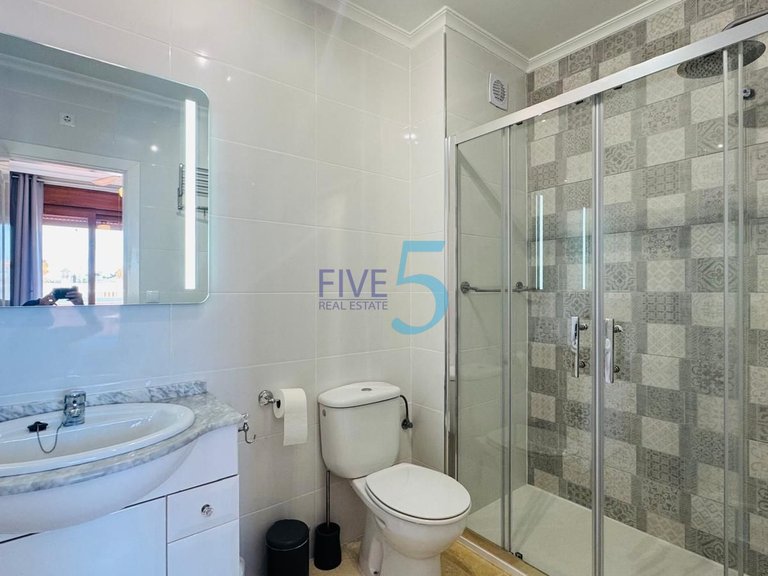 Villa for Sale in Alicante, Valencia 17