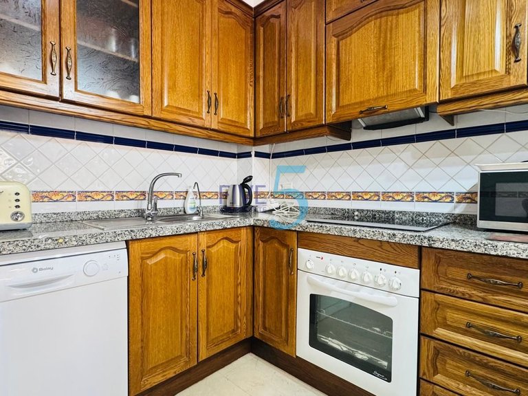 Villa for Sale in Alicante, Valencia 5