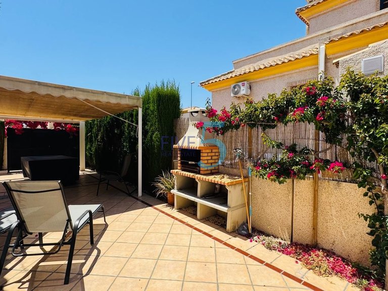 Villa for Sale in Alicante, Valencia 26
