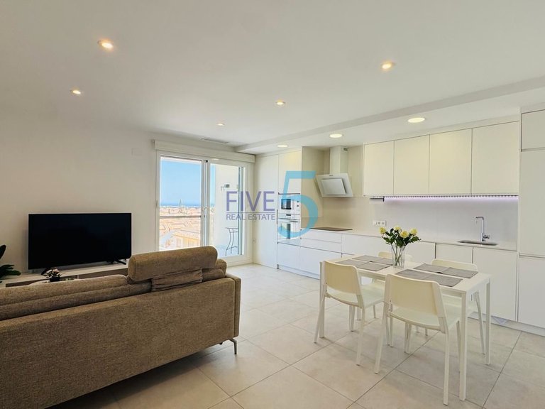 Apartment for Sale in Alicante, Valencia 3