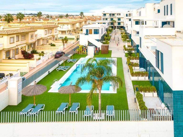 Apartment for Sale in Alicante, Valencia 17