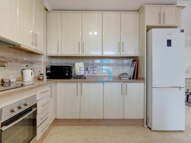Villa for Sale in Alicante, Valencia 12