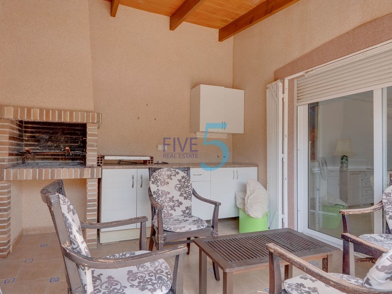 Villa for Sale in Alicante, Valencia 16