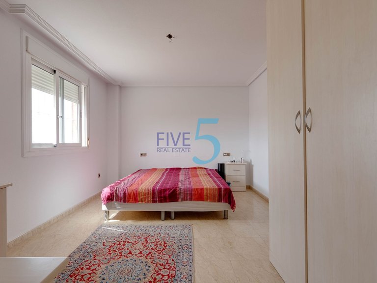Villa for Sale in Alicante, Valencia 19
