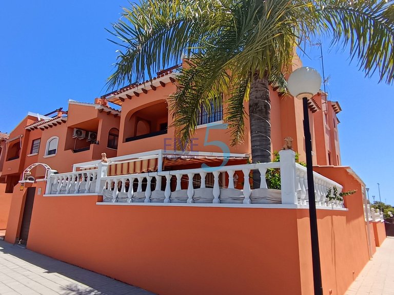 Apartment for Sale in Alicante, Valencia 1