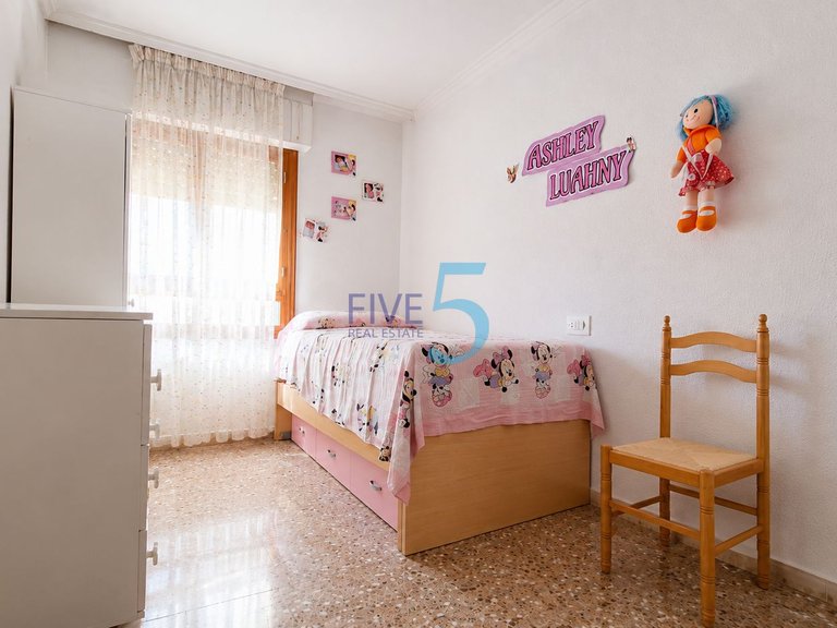 Apartment for Sale in Alicante, Valencia 12