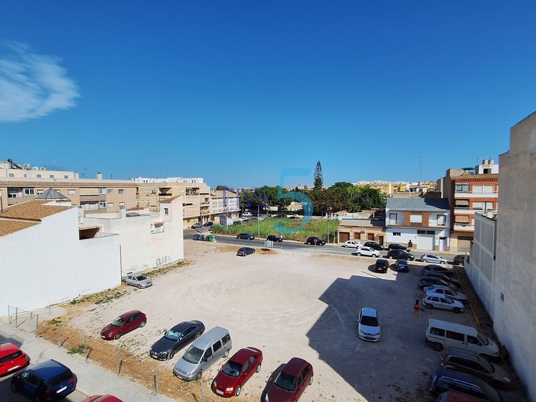 Apartment for Sale in Alicante, Valencia 26