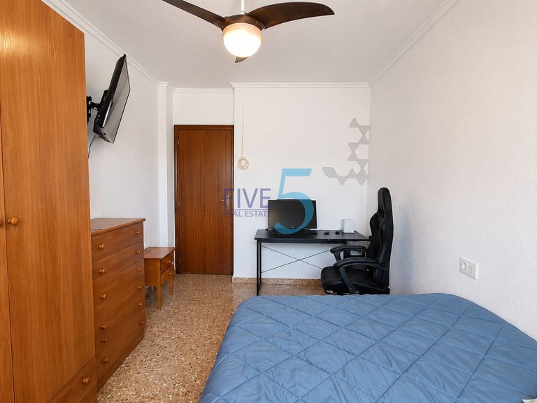 Apartment for Sale in Alicante, Valencia 11