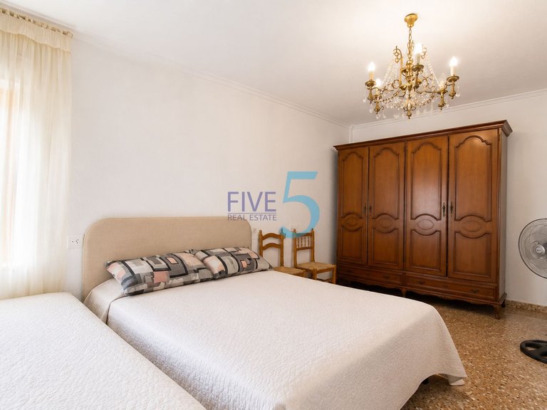 Apartment for Sale in Alicante, Valencia 17