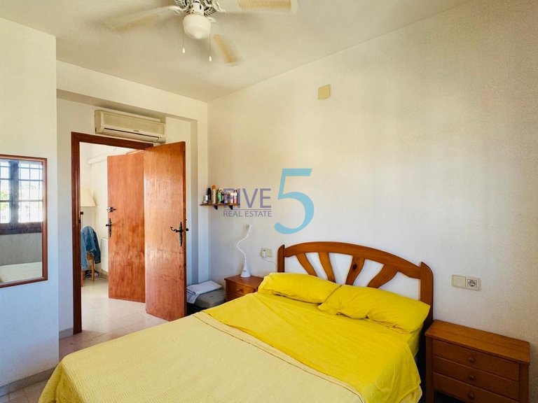 Apartment for Sale in Alicante, Valencia 12