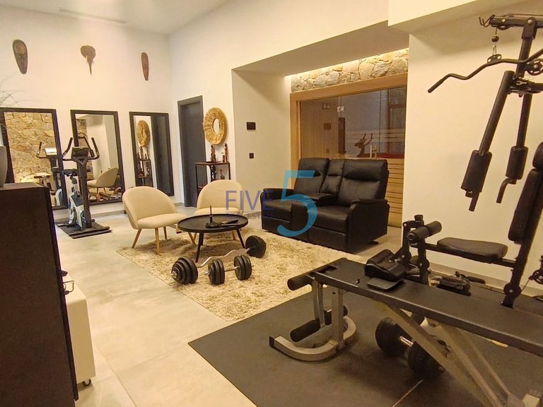 Villa for Sale in Alicante, Valencia 29
