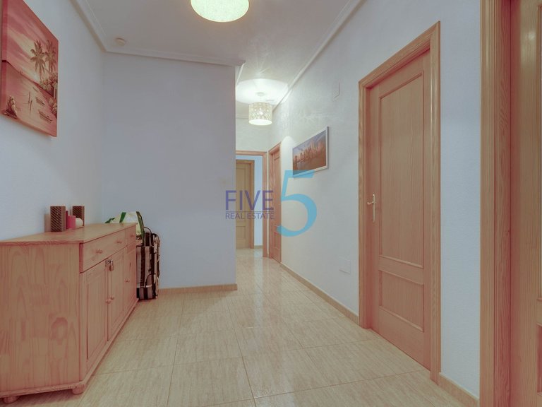 Apartment for Sale in Alicante, Valencia 12