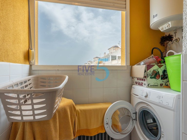Apartment for Sale in Alicante, Valencia 15
