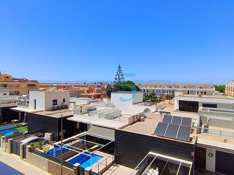 Apartment for Sale in Alicante, Valencia 11