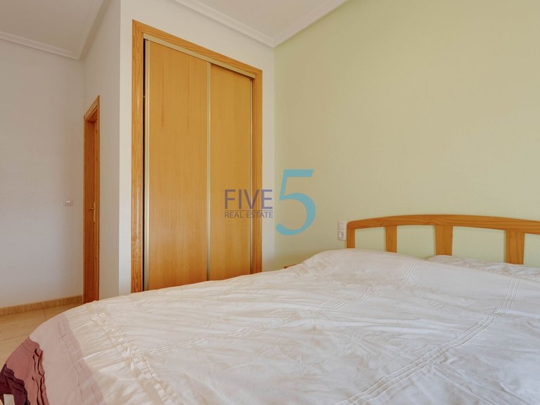Apartment for Sale in Alicante, Valencia 17