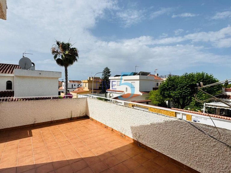Villa for Sale in Alicante, Valencia 18