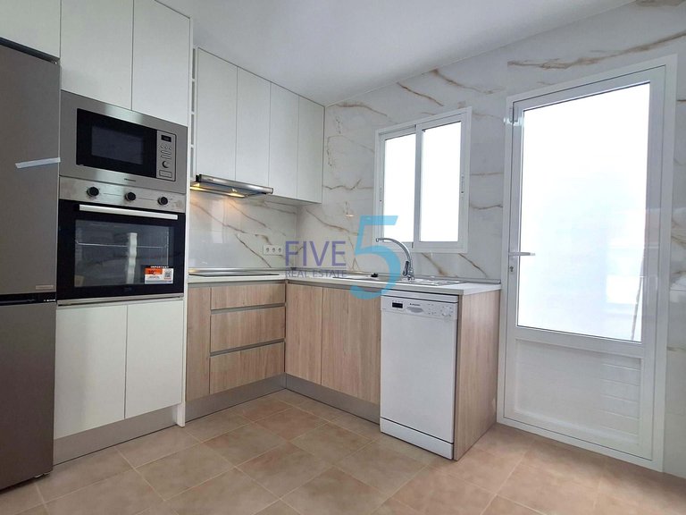 Penthouse for Sale in Alicante, Valencia 7