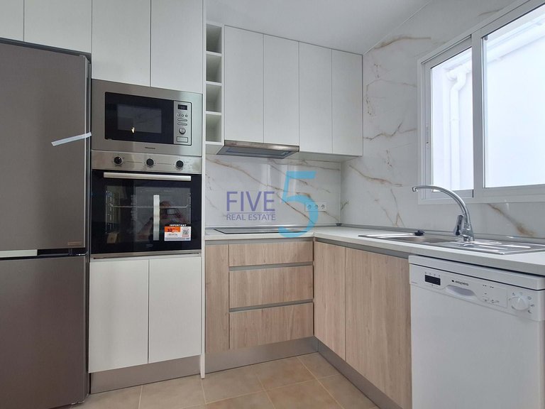 Penthouse for Sale in Alicante, Valencia 6