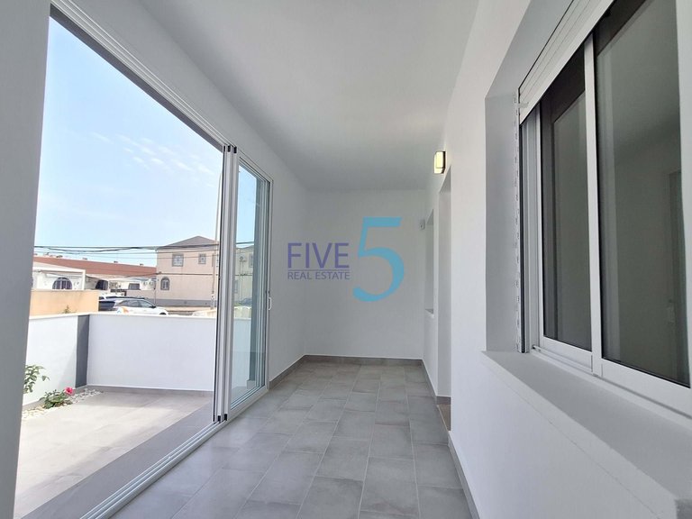 Penthouse for Sale in Alicante, Valencia 10