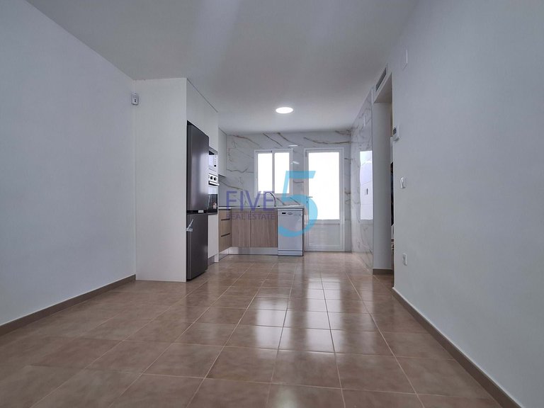 Penthouse for Sale in Alicante, Valencia 3