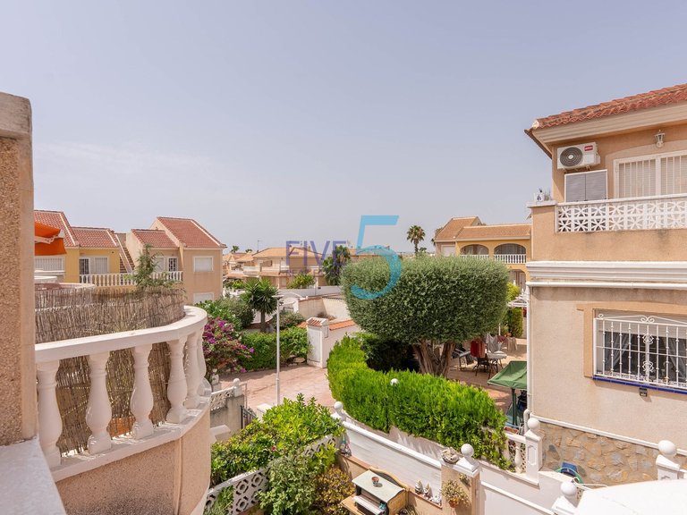 Villa for Sale in Alicante, Valencia 23