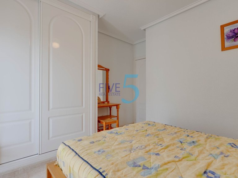 Villa for Sale in Alicante, Valencia 16