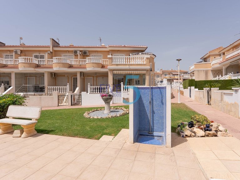 Villa for Sale in Alicante, Valencia 24