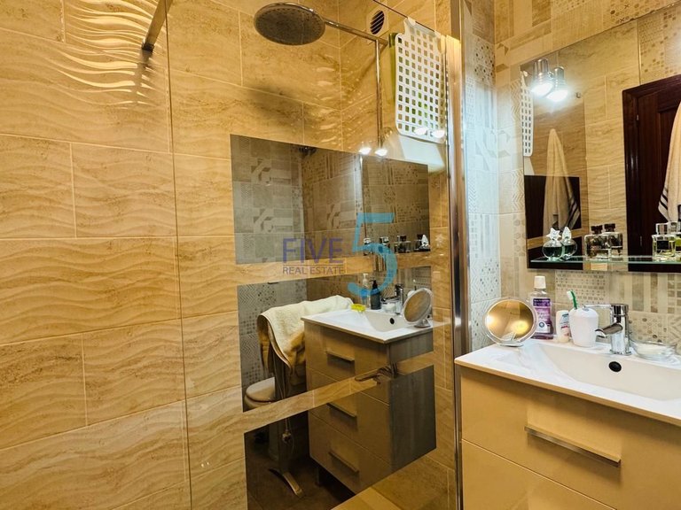 Apartment for Sale in Alicante, Valencia 12