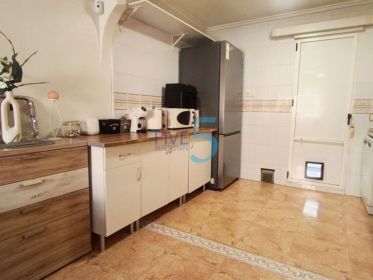 Apartment for Sale in Alicante, Valencia 18