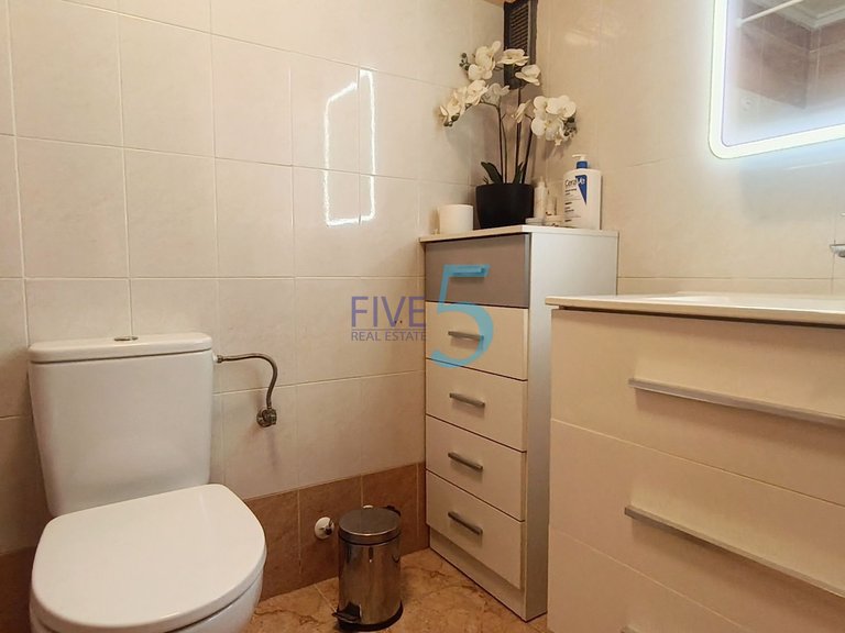 Apartment for Sale in Alicante, Valencia 22