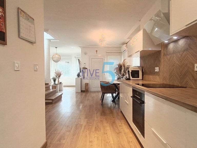 Villa for Sale in Alicante, Valencia 24
