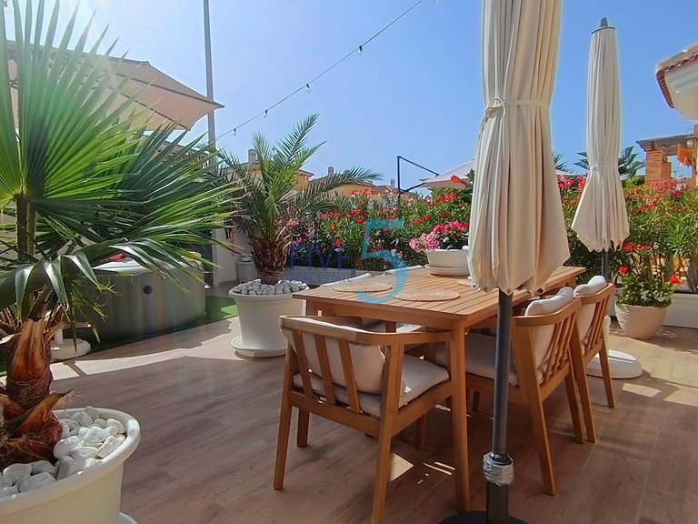 Villa for Sale in Alicante, Valencia 8