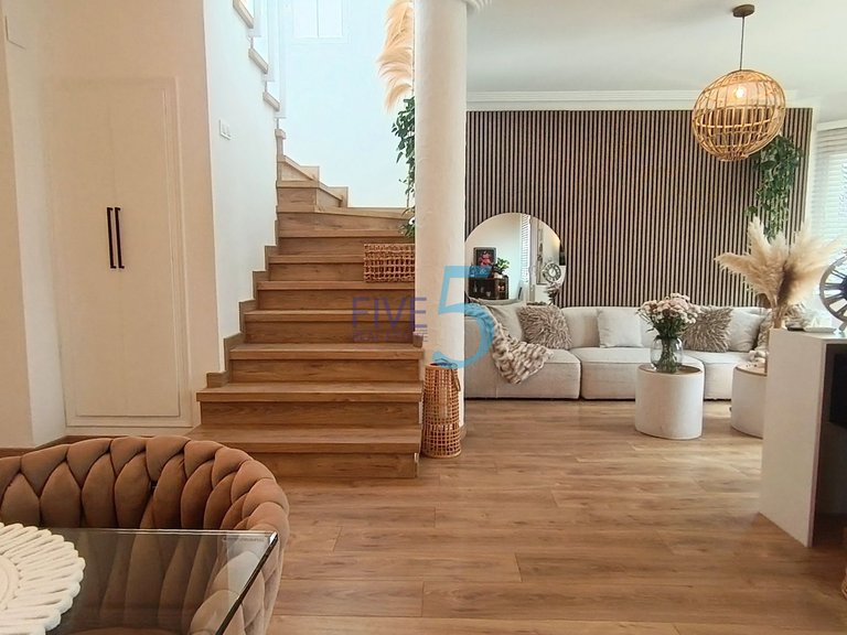 Villa for Sale in Alicante, Valencia 2