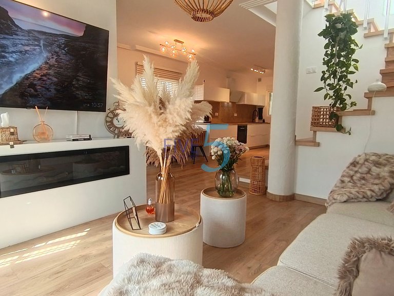 Villa for Sale in Alicante, Valencia 19