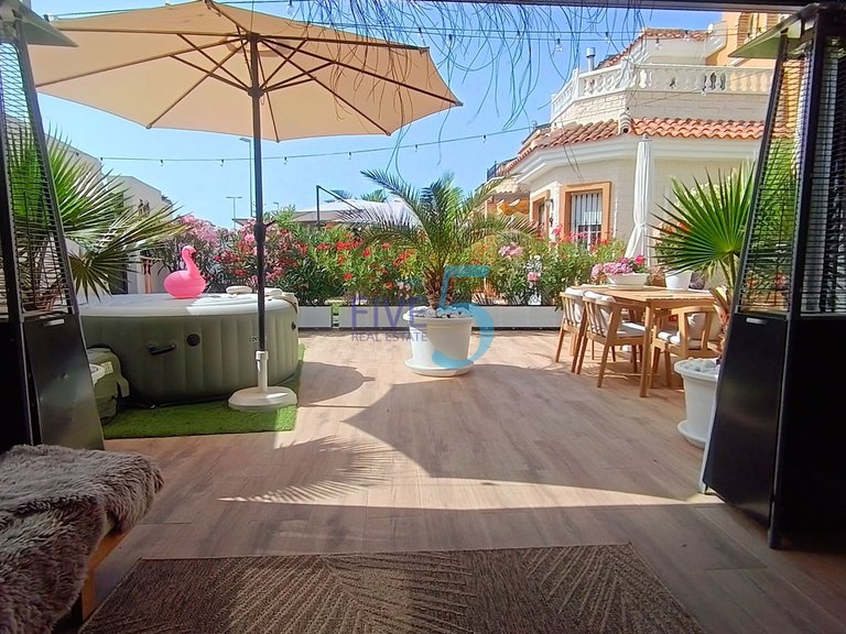 Villa for Sale in Alicante, Valencia 11