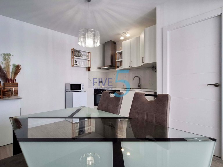 Apartment for Sale in Alicante, Valencia 5