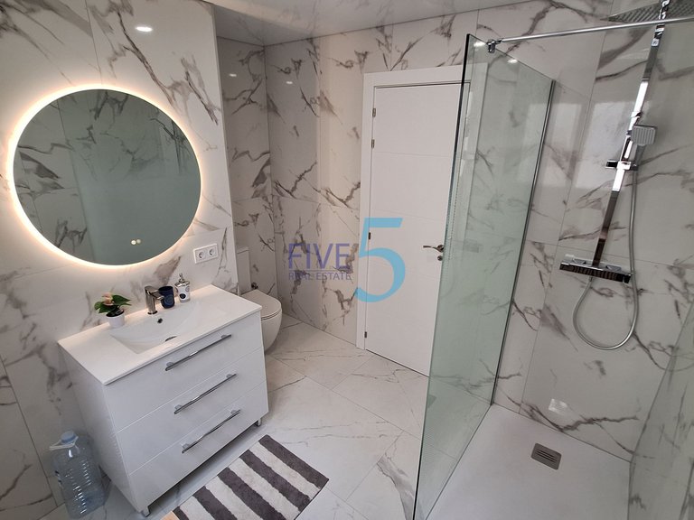Apartment for Sale in Alicante, Valencia 7